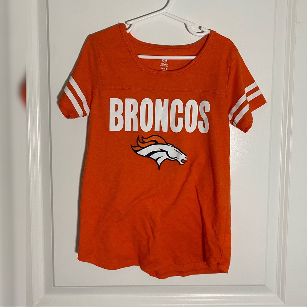 Girls size medium Denver Broncos short sleeve T-shirt